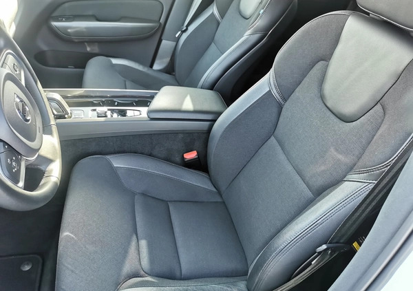 Volvo XC 60 cena 172000 przebieg: 52000, rok produkcji 2021 z Żory małe 92